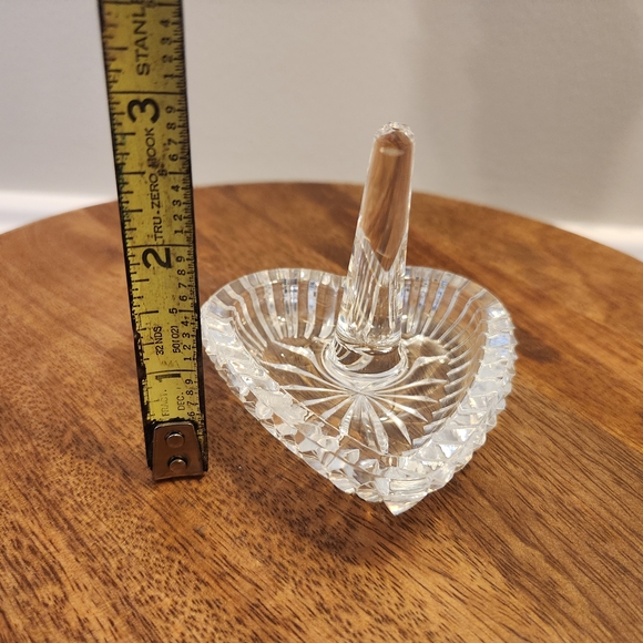 Waterford Crystal Heart Shaped Ring Holder - Picture 13 of 14
